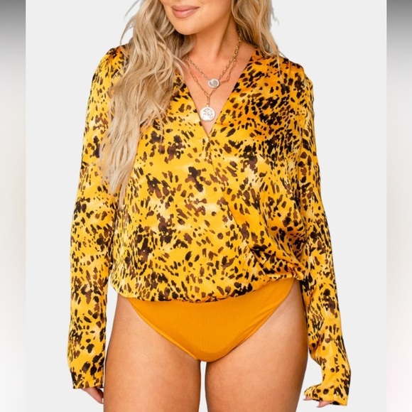 BUDDY LOVE Tortoiseshell Melissa Surplice Long Sleeve Bodysuit Size Small - Picture 3 of 9